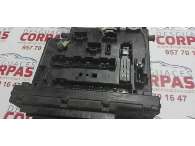 Блок предохранителей 91AG14A073AB Ford Escort