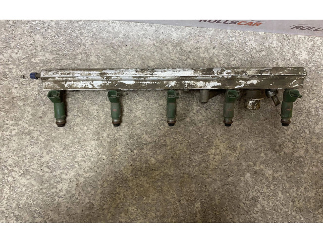 Vstřikovací lišta 9202710, 9470229 Volvo S80