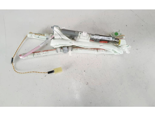 Боковая подушка безопасности X7Y19CH5A1Q   Mazda 3 II