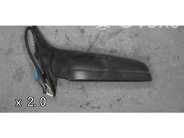 Zpětné zrcátko Nissan Maxima 1990