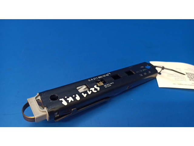 Регулировочная планка ремня безопасности