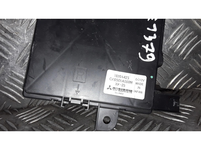 Блок управления климат-контролем 7820A425   Citroen C-Crosser