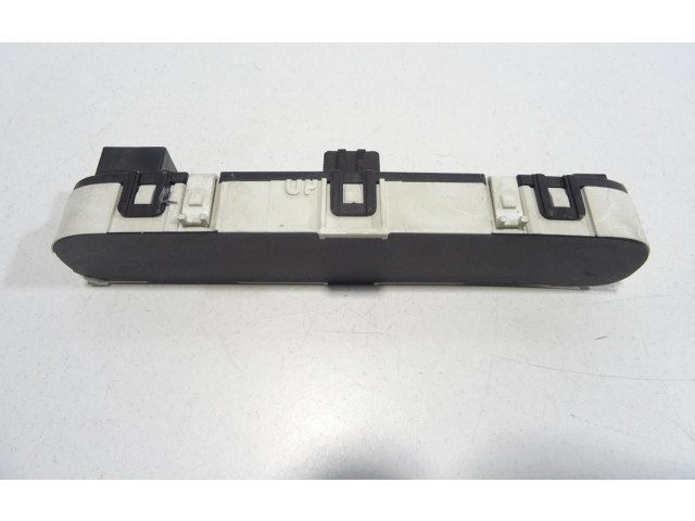 Дисплей    95161814   Chevrolet Spark