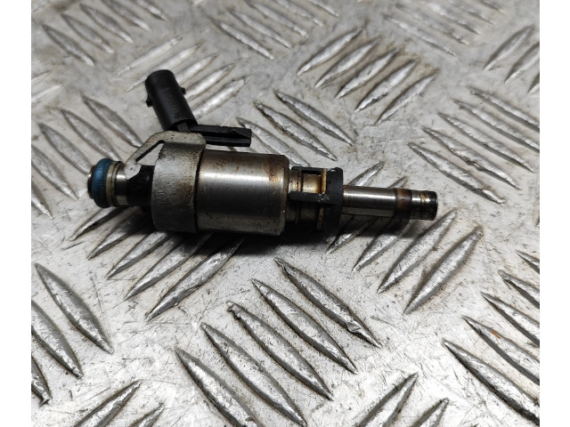 Vstřikovač 06J133036B Audi A3 S3 8V DJHA