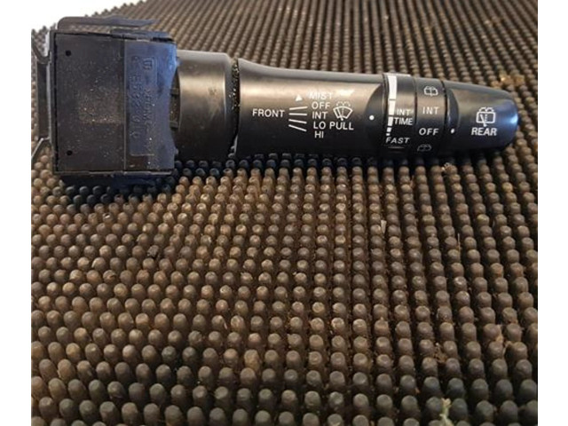 Ручка стеклоочистителей E532-016 Mitsubishi Montero