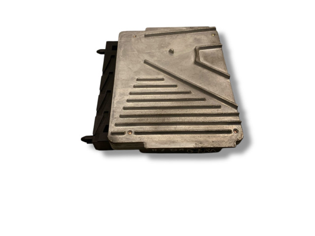 Блок управления двигателя    Volvo V70