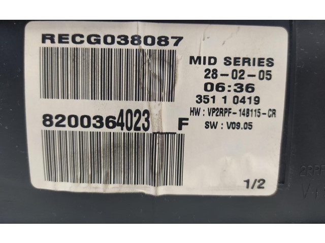 Přístrojová deska Renault Megane II 2002 8200364023F, P5-C06