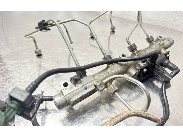 Топливная рампа 0445214017 Citroen C5 для двигателя RFN (EW10J4)
