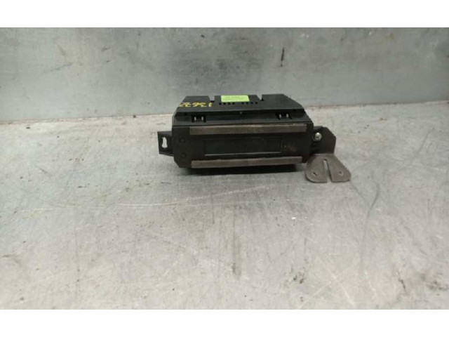 Дисплей    9600972280   Peugeot 605