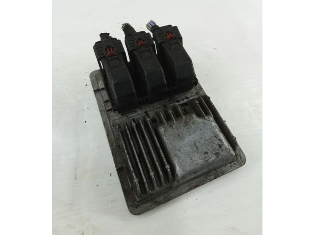 Řídící jednotka 12670579   Vauxhall Astra K 2015