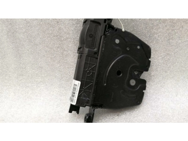 Замок задней крышки