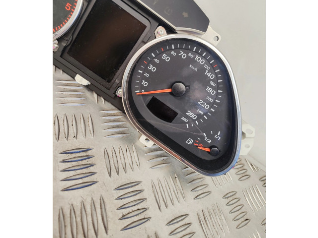 Přístrojová deska  Audi Q7 4L 2008 4L0920931A  