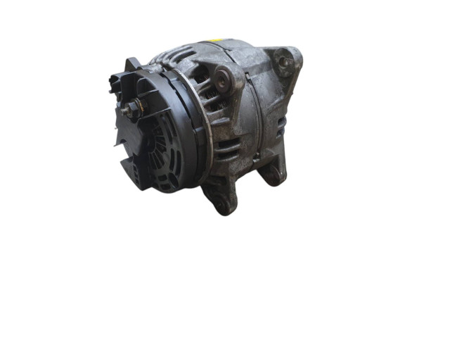 Генератор 0124525047, 8200229907   Renault Trafic II (X83)      