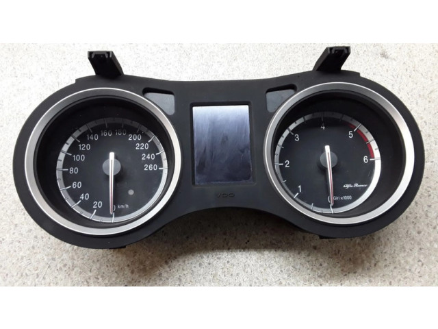 Панель приборов 56079251 Alfa Romeo 159