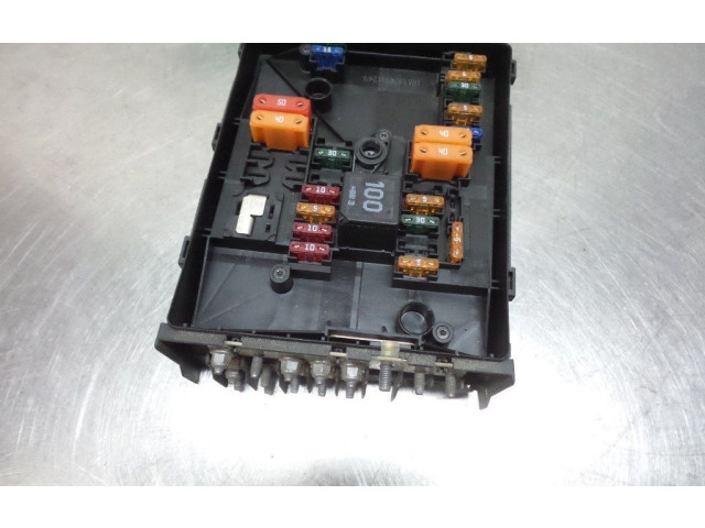 Блок предохранителей  1K0937125A, 1K0937125A   Volkswagen Caddy    