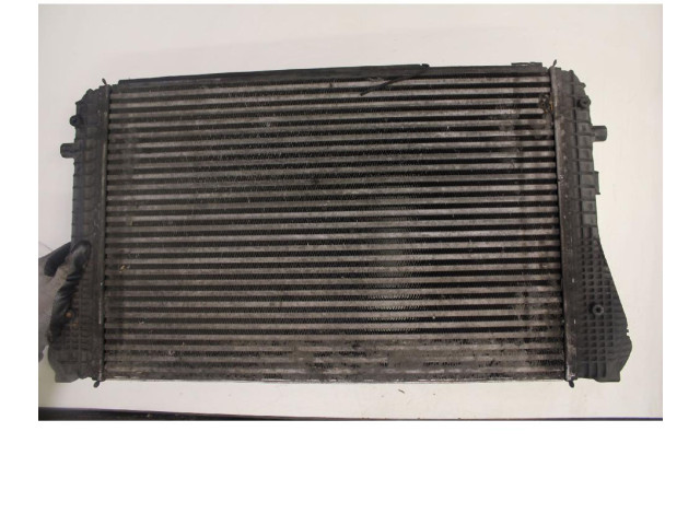 Интеркулер  BEHR, 1KO145803   Volkswagen Touran I 