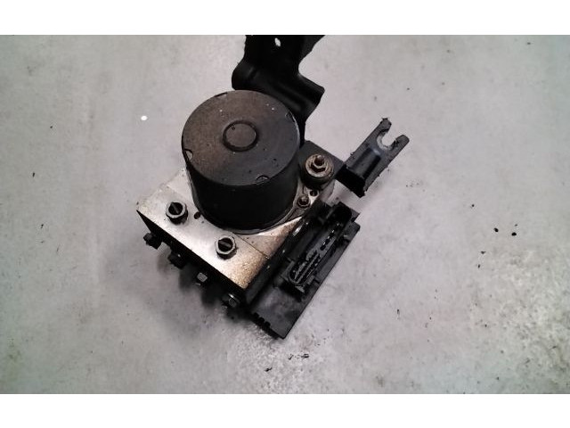 Блок АБС 476601U66B Nissan Note (E11) 2006 - 2014 года