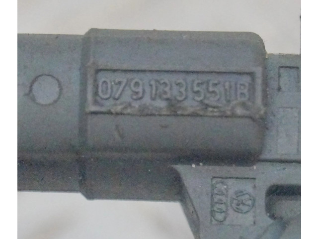 Vstřikovač Audi A8 S8 D3 4E