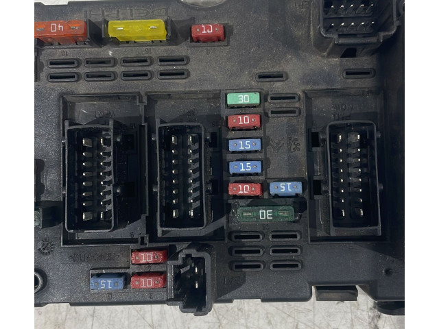 Блок предохранителей 965760780, 965760780 Citroen C8