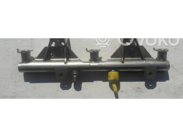 Vstřikovací lišta 9A111086004 Porsche Cayman 987