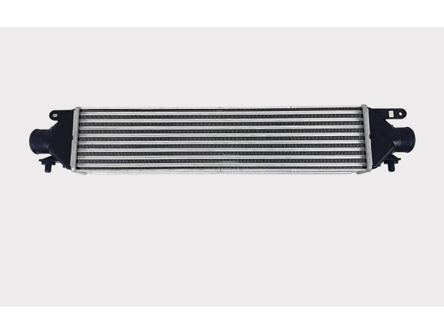 Интеркулер 51783791, 51833106 Fiat Grande Punto