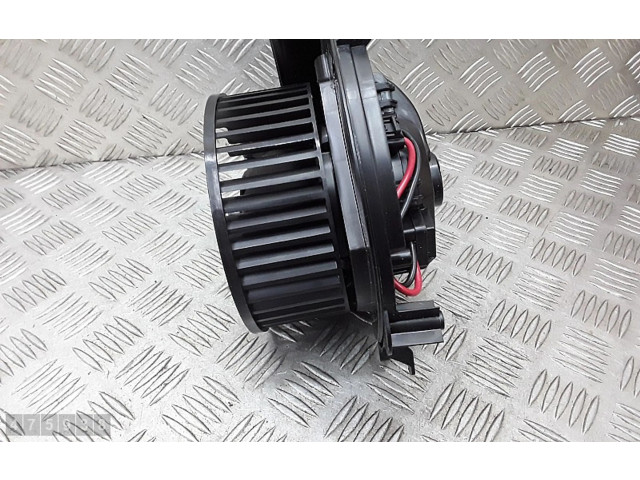 Вентилятор печки 5wc819015 Skoda Karoq