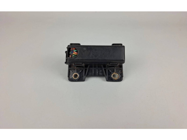 Блок предохранителей 3288YA1 Toyota Corolla Verso AR10