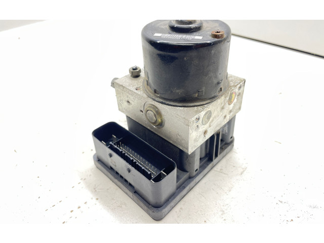 Блок АБС 30672506A, 4N512C405EB Volvo V50 2004-2007 года