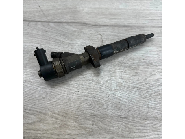 Vstřikovač 8200084534 Renault Vel Satis pro naftový motor 2.2