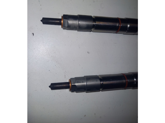 Vstřikovač 05L130277E, 05L130277E   Volkswagen Tiguan     