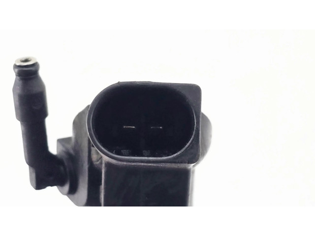 Vstřikovač A6460701487 Mercedes-Benz Vito Viano W639 pro naftový motor 2.1