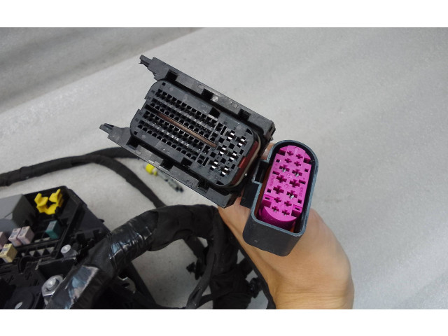 Блок предохранителей  33876073, 660431511   Volvo XC90    