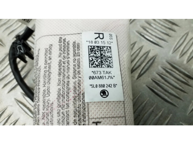 Подушка безопасности в сиденье 5L0880242B Skoda Yeti (5L)