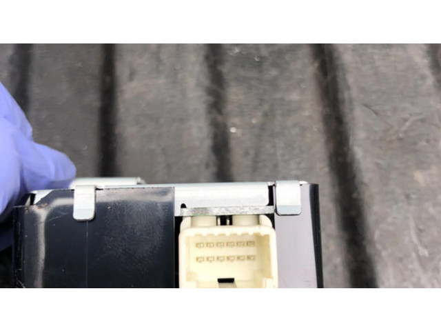 Блок управления 897B053083, 61G109000 Lexus IS III XE30