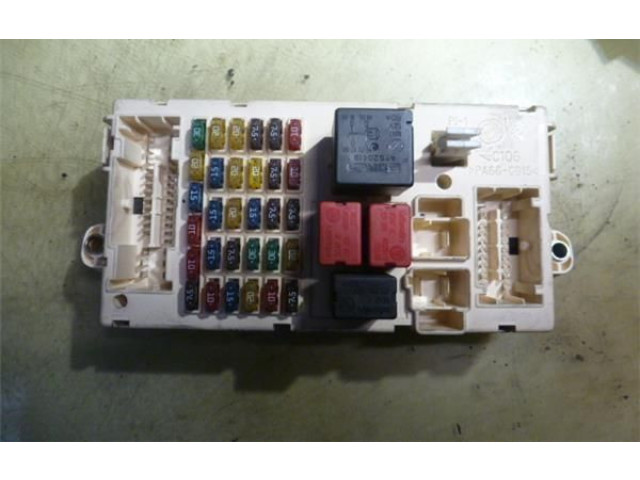 Блок предохранителей 60698109, 501204220020 Alfa Romeo 166