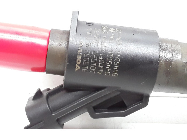 Форсунка 0445116046, 31303238 Volvo V70 D5204T2