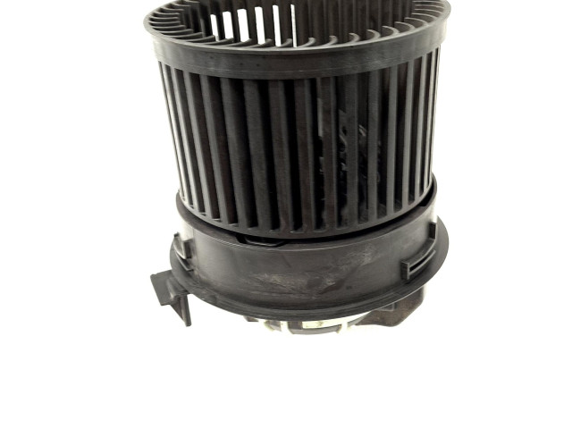 Вентилятор печки    T1011131B, RH02   Citroen DS4