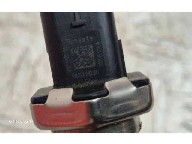 Топливная рампа 9812191080, 9811353880   Peugeot 2008 II  