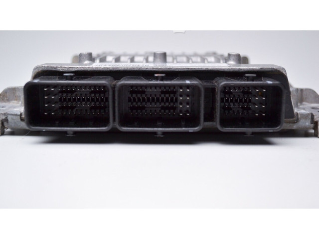 Блок управления двигателя 31269189AA   Volvo V70