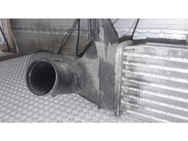 Интеркулер     Dacia Logan Pick-Up 1.5