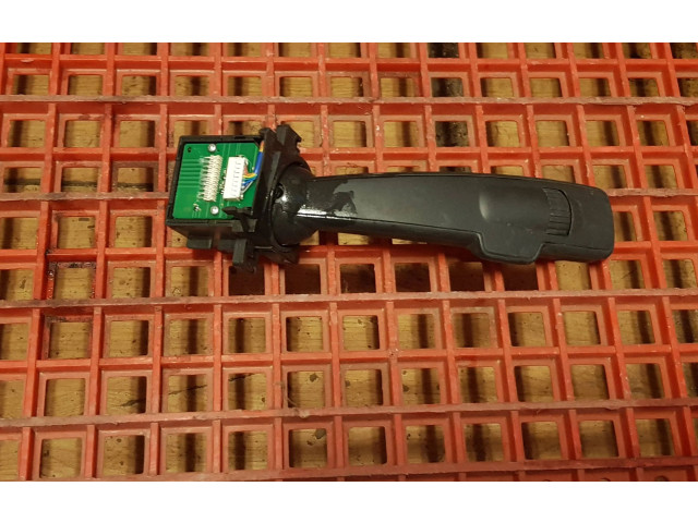 Ручка стеклоочистителей 31264354, J6R3A Volvo V70