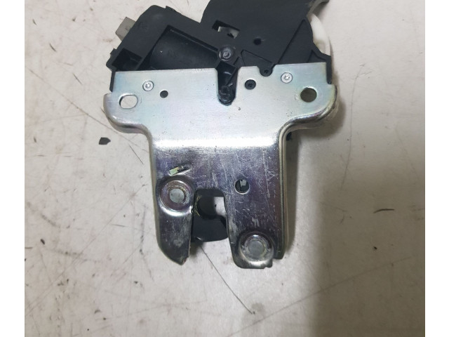 Zámek zadních dveří 4F5827505D Audi A6 S6 C6 4F 2005