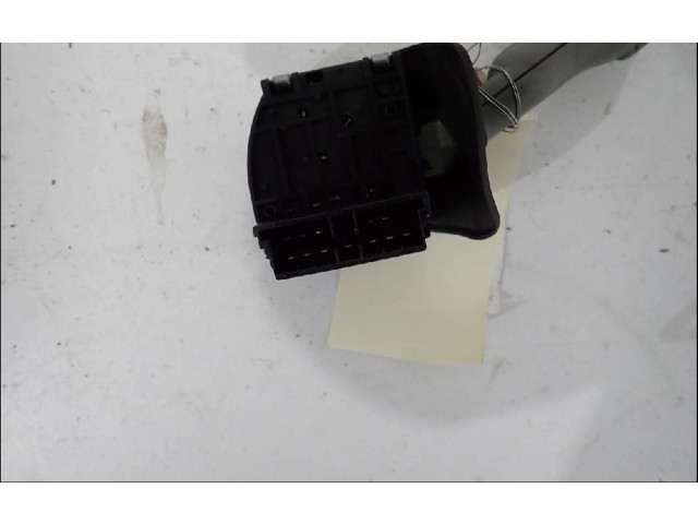 Ручка стеклоочистителей 7701046628 Renault Twingo I