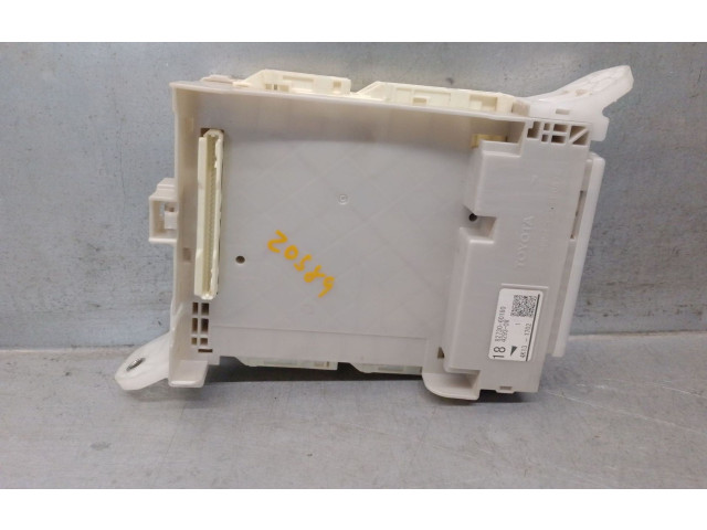 Pojistková skříňka Řídící jednotka BSM 8273060180, 4K131702 Toyota Land Cruiser (J200) 2015