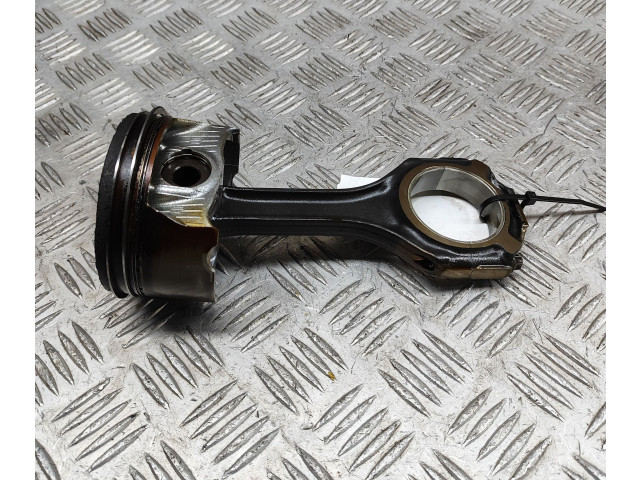 Píst A2780301117, A2780300520 Mercedes-Benz CLS C218 X218 M 278.922