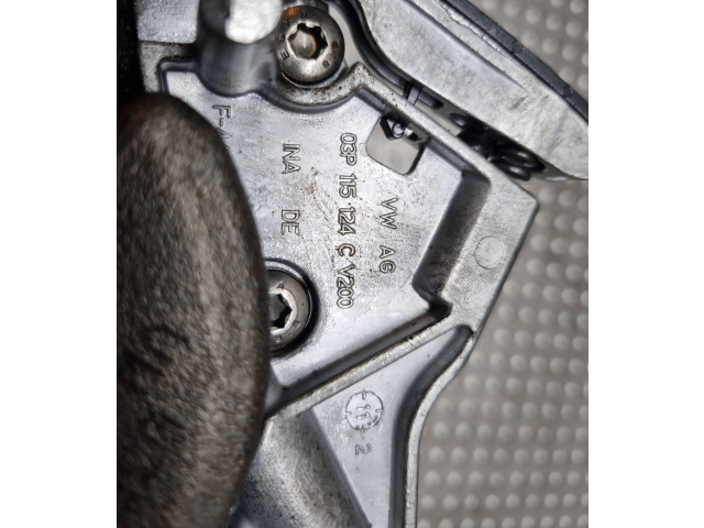 Масляный насос 03P103127C Skoda Fabia Mk2 (5J)