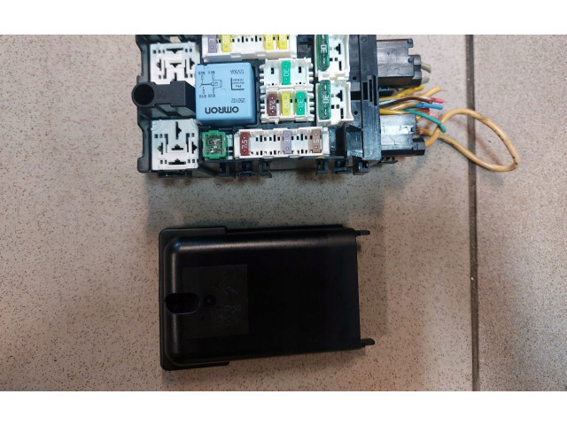 Блок предохранителей 9665492680, 000KM Citroen DS4