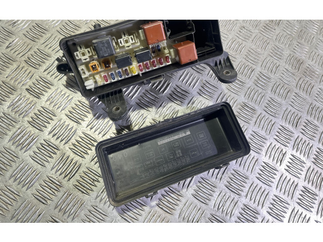 Přístrojová deska Toyota Previa (XR30, XR40) II 2002 8267228040