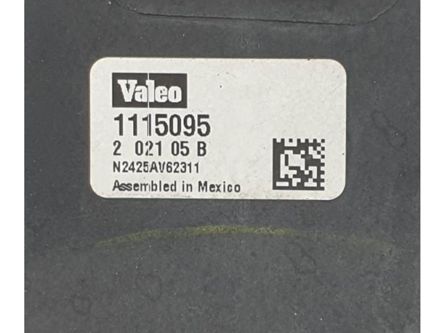 Вентилятор радиатора     04596513AD    Chrysler 300 - 300C 