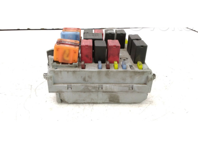 Блок предохранителей 51742420 Alfa Romeo GT